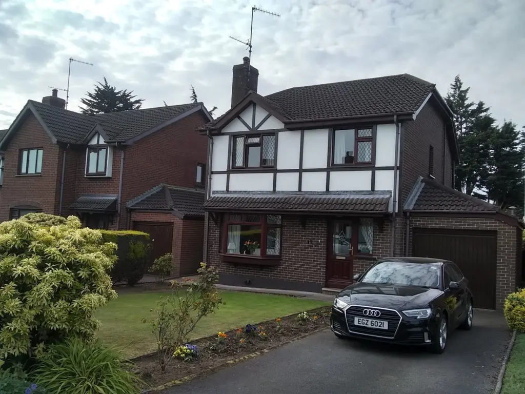 Exterior Painting Lisburn Hero 01